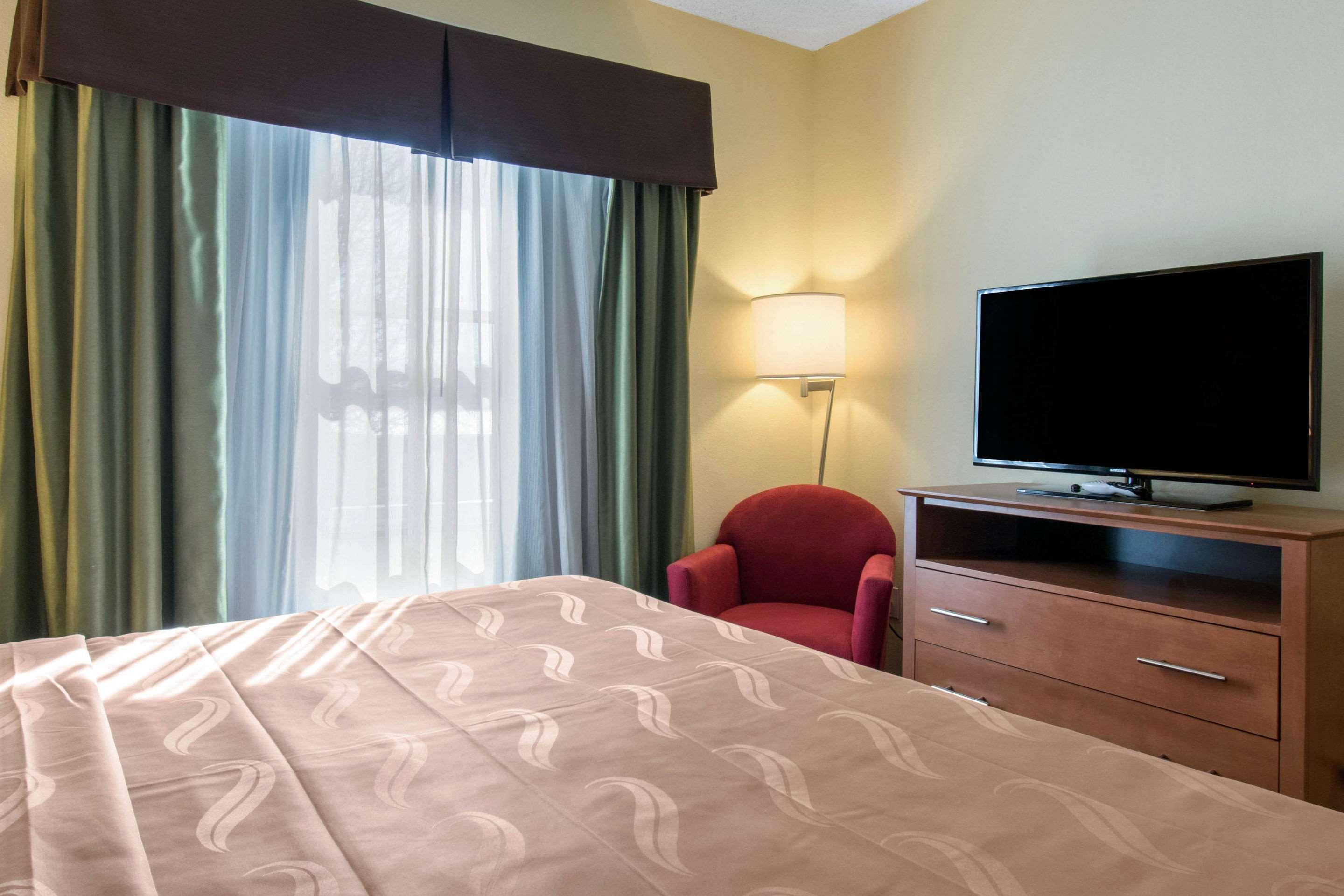 Clarion Hotel & Suites University-Shippensburg Dış mekan fotoğraf