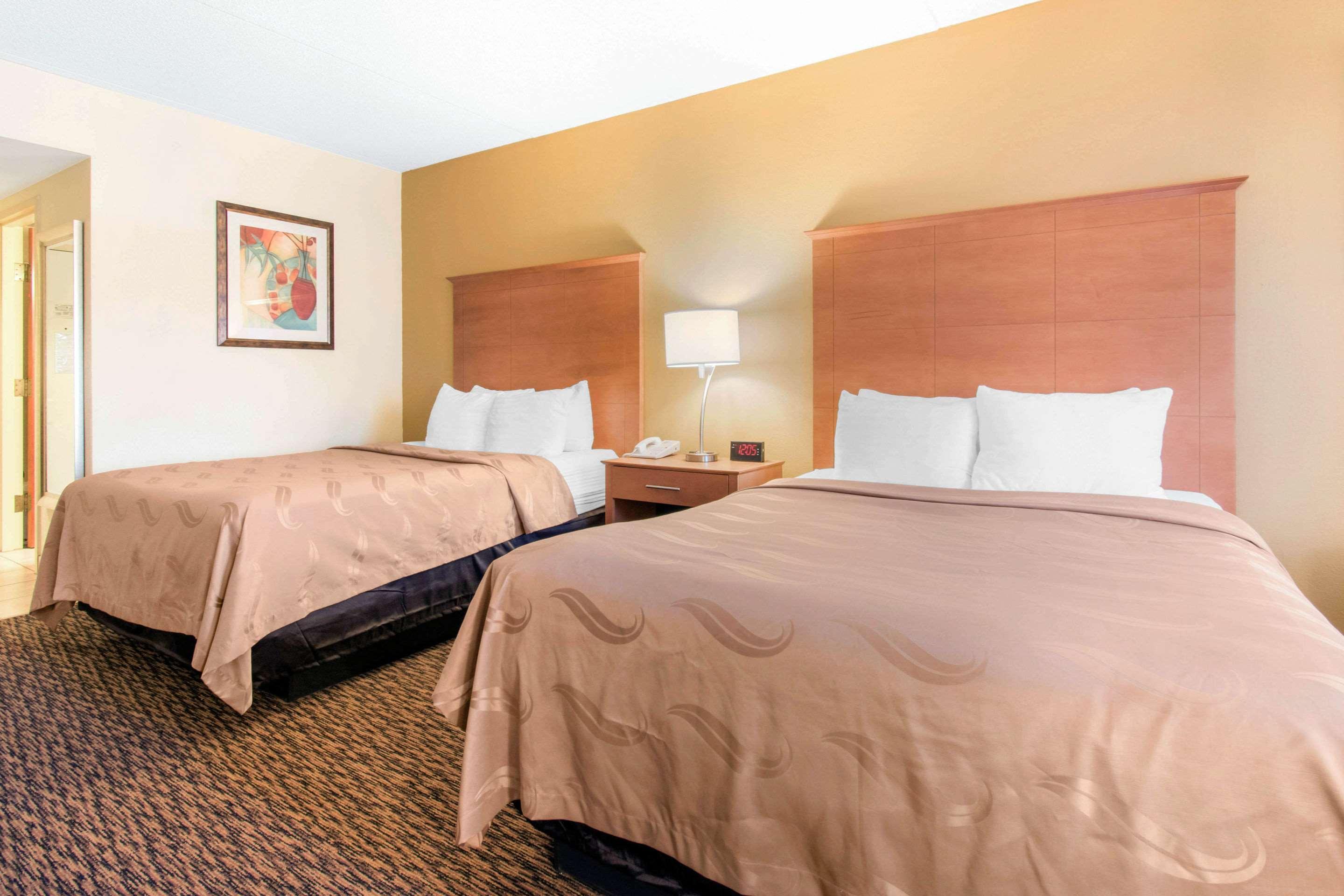 Clarion Hotel & Suites University-Shippensburg Dış mekan fotoğraf