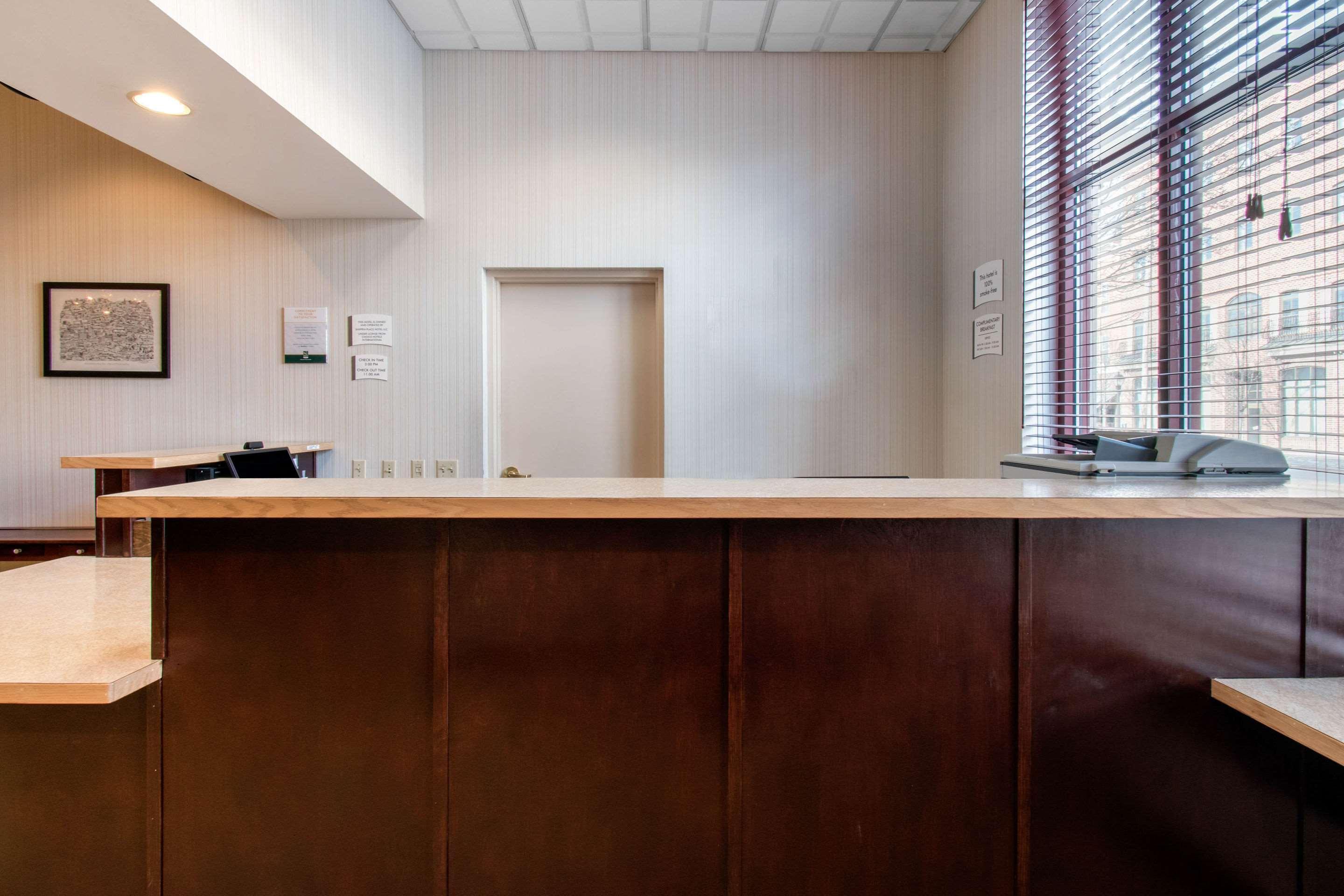 Clarion Hotel & Suites University-Shippensburg Dış mekan fotoğraf