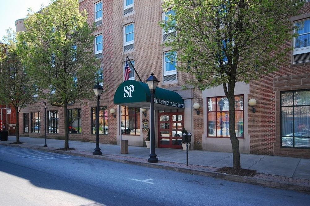 Clarion Hotel & Suites University-Shippensburg Dış mekan fotoğraf