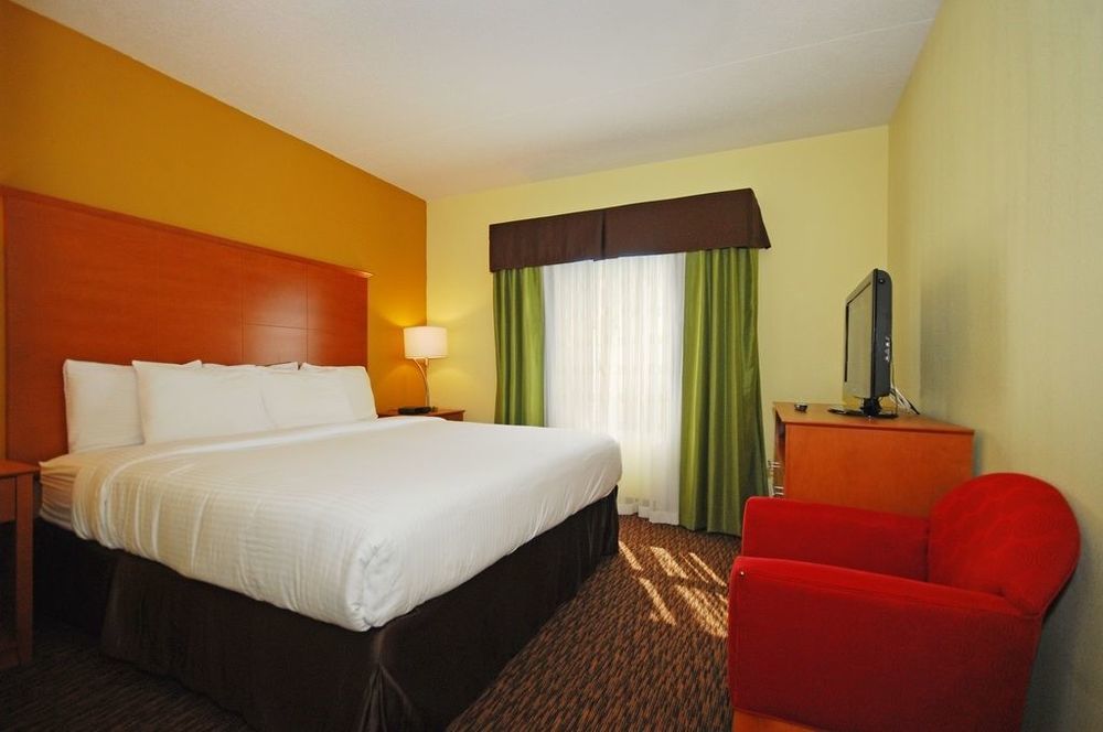 Clarion Hotel & Suites University-Shippensburg Oda fotoğraf