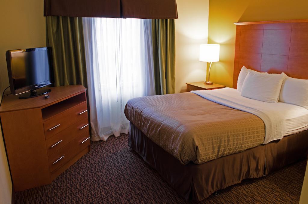Clarion Hotel & Suites University-Shippensburg Dış mekan fotoğraf