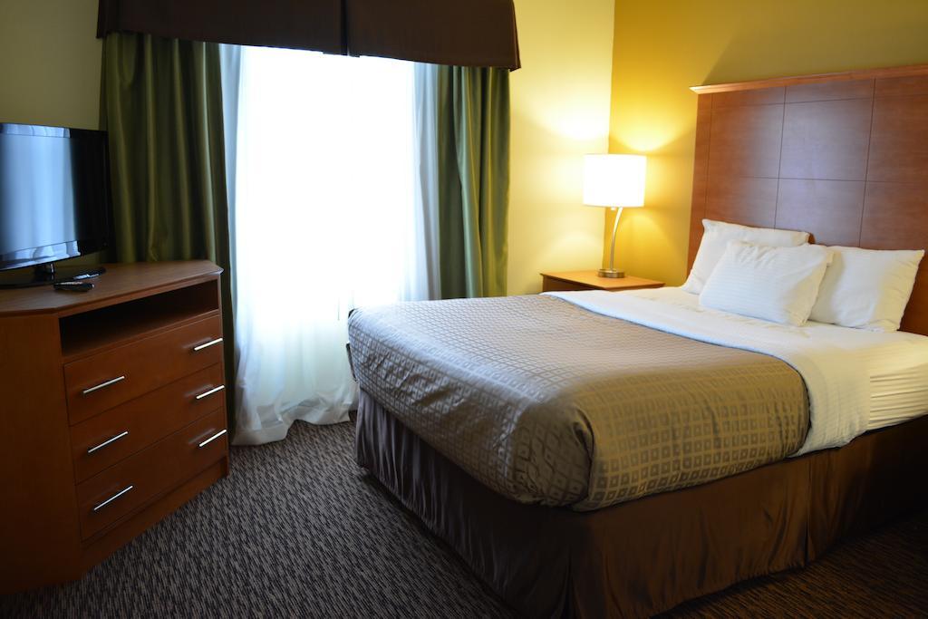 Clarion Hotel & Suites University-Shippensburg Dış mekan fotoğraf