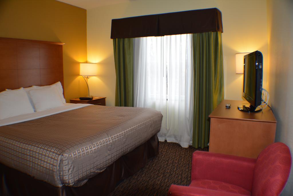 Clarion Hotel & Suites University-Shippensburg Dış mekan fotoğraf